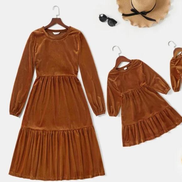 Mommy & Me matching dresses size s and toddler size 2-3 worn once - Picture 1 of 4